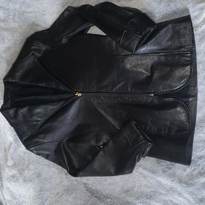 Black Leather Jacket w Zipper